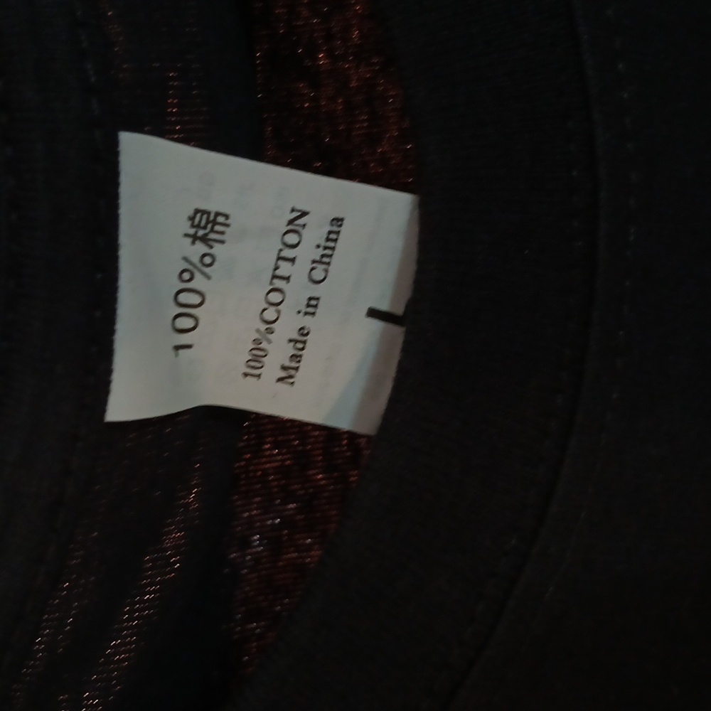 Black Cat Ramen Graphic T-Shirt NWOT L  Never worn. - Picture 3 of 3